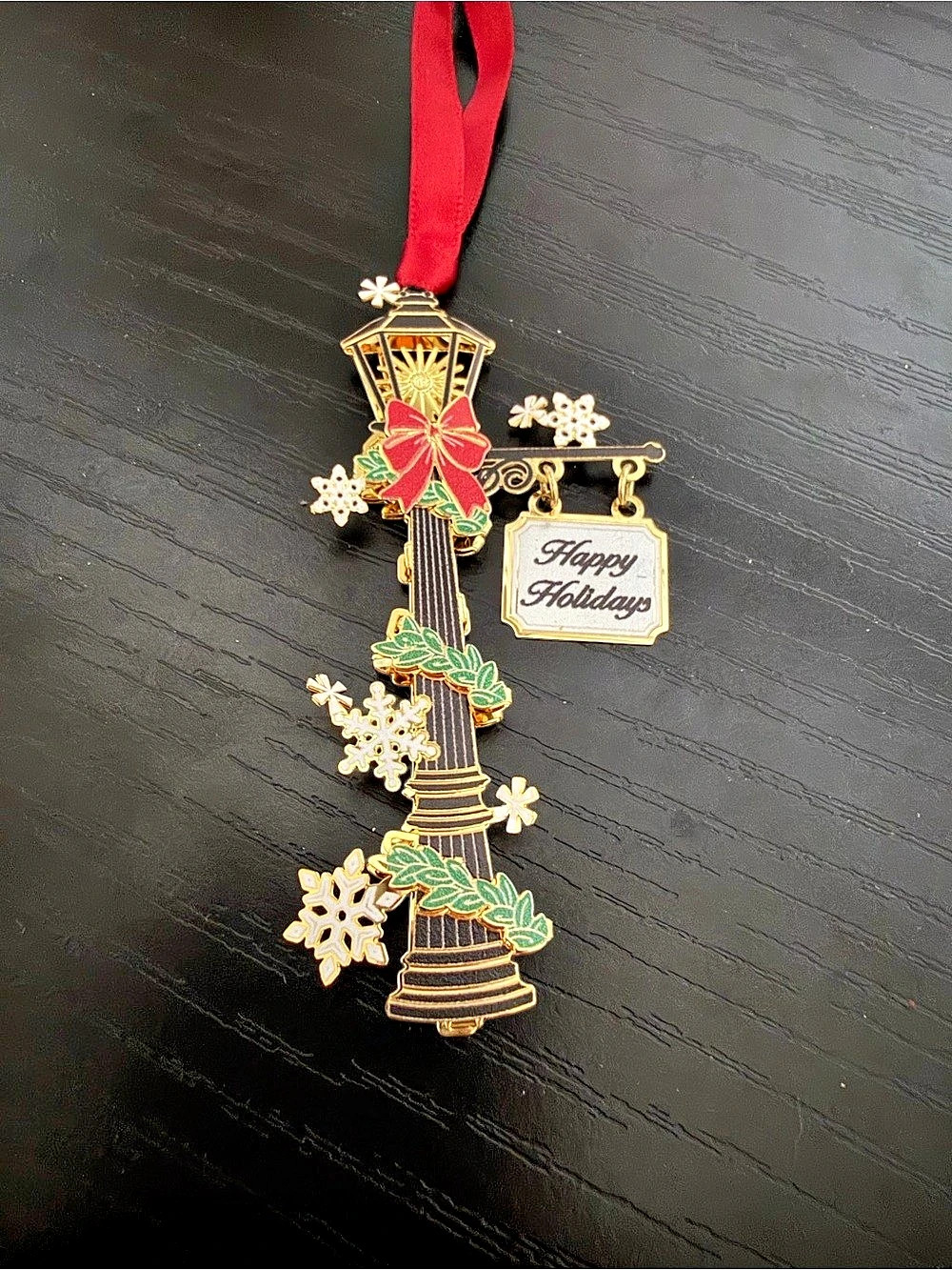 Beacon Design Holiday Lamp Post Ornament Gold & Red